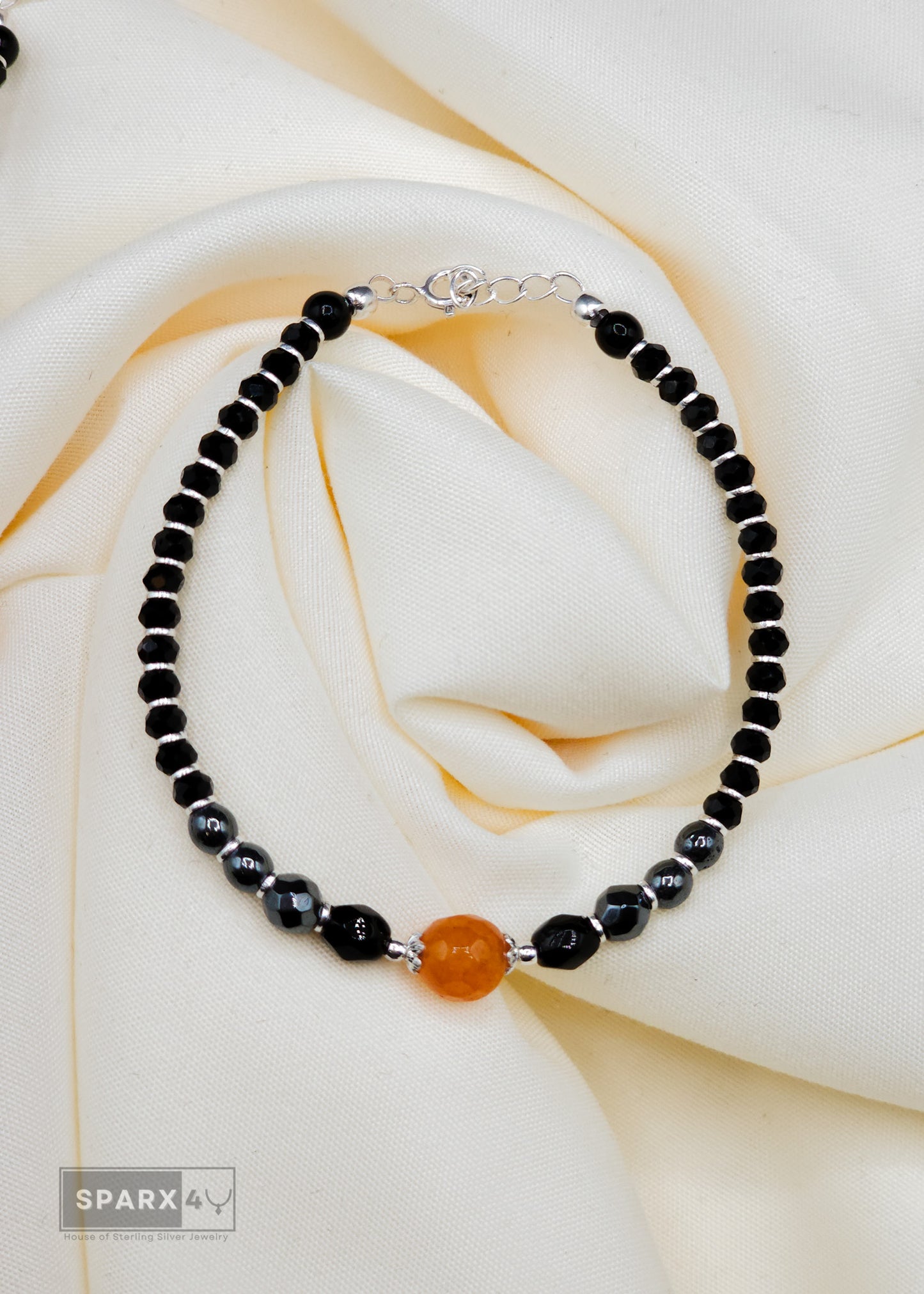 CRYSTAL BLACK BEADS BRACELET