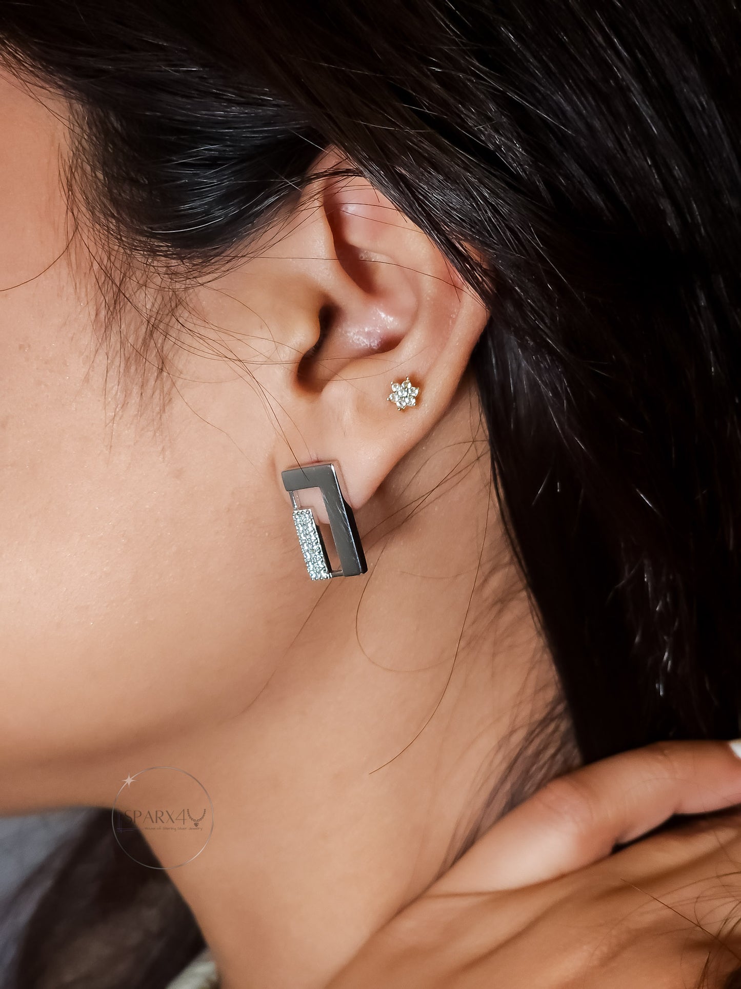 Sterling silver trendy stud earring