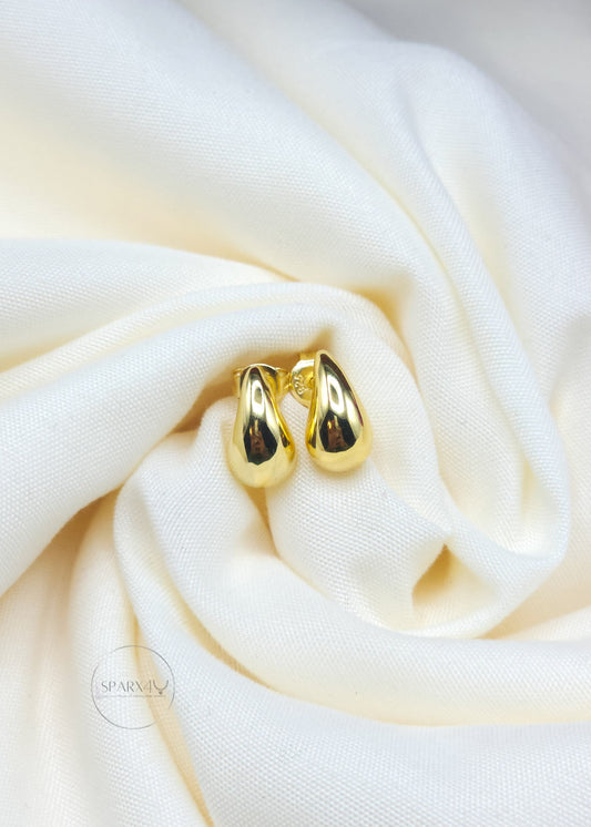 GOLD VERMEIL MINI TEARDROP STUD EARRING