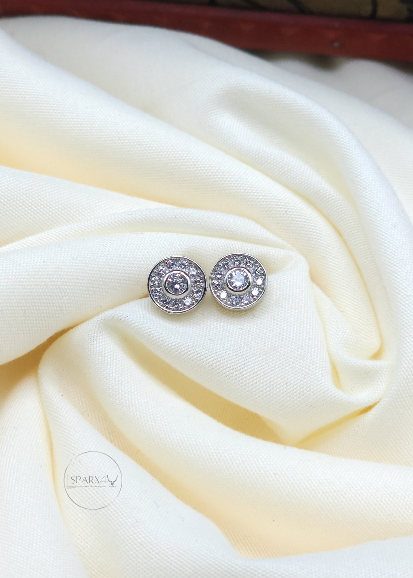 STERLING SILVER SPARKLING HALO STUD EARRING