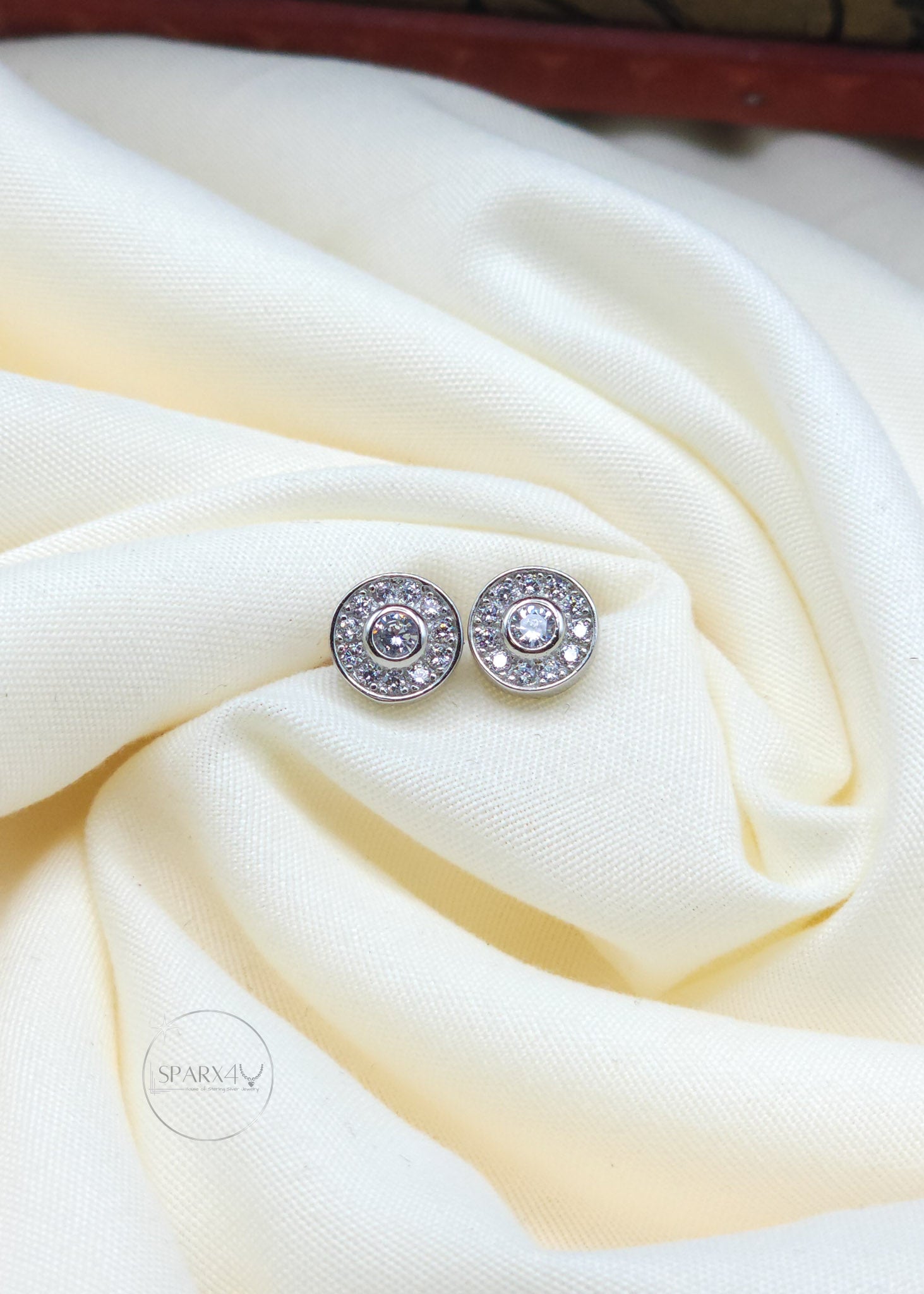STERLING SILVER SPARKLING HALO STUD EARRING