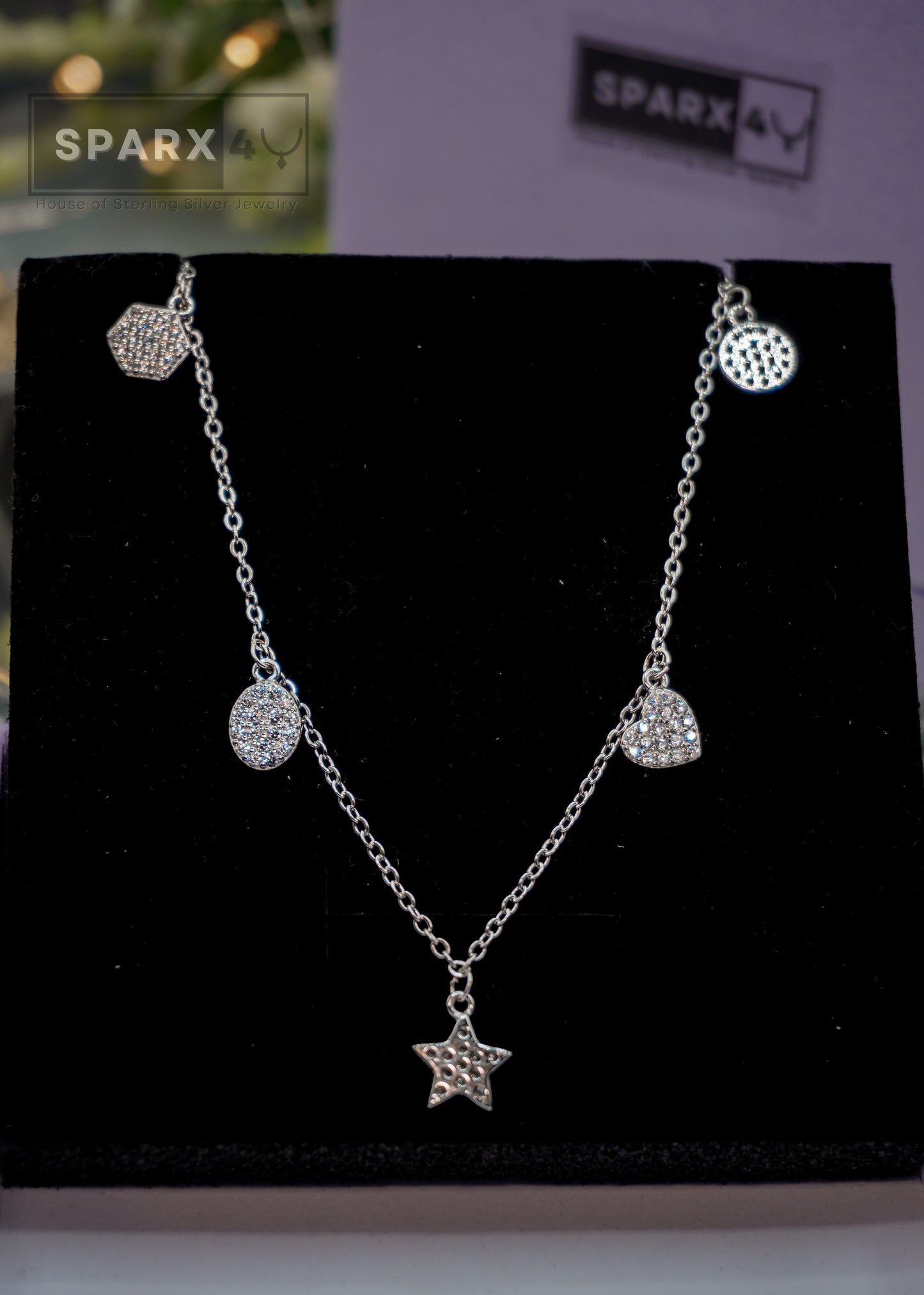 WONDER STAR NECKLACE