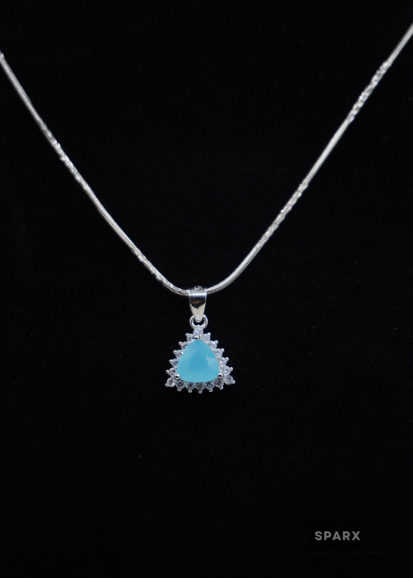 PARADISE BLUE PENDANT SET