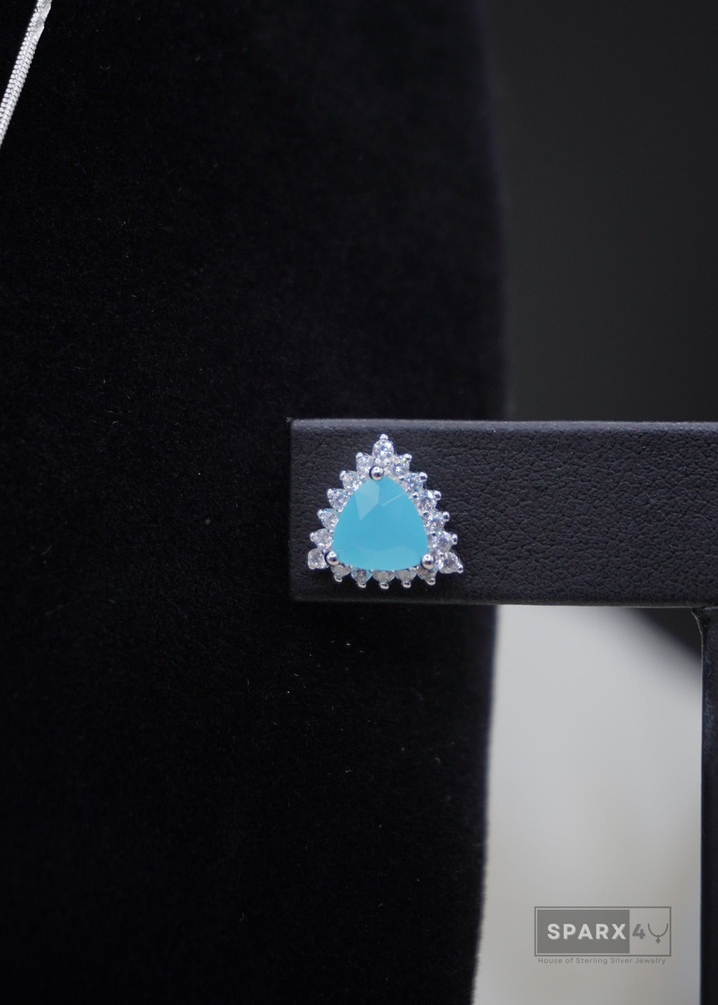 PARADISE BLUE PENDANT SET