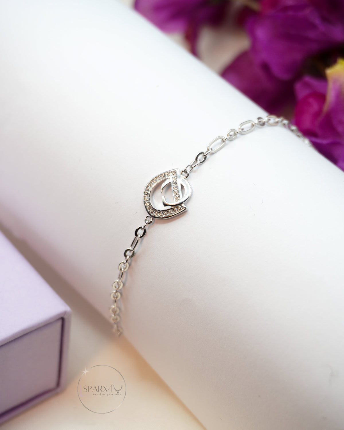 ETERNAL CONNECTION BRACELET