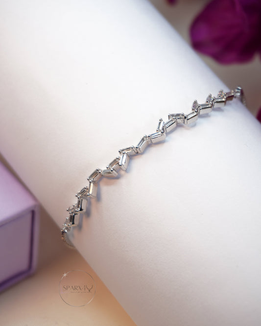 SILKEN LINKS BRACELET