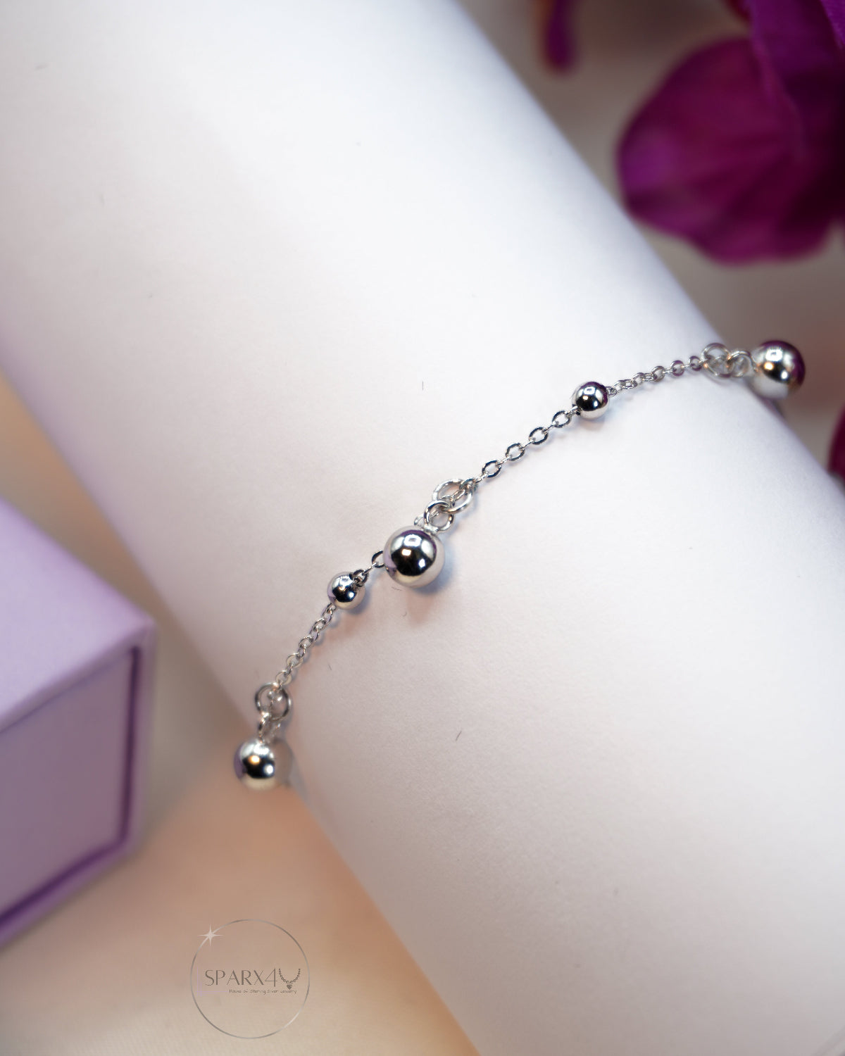 ELEGENT SPHERE SILVER BRACELET
