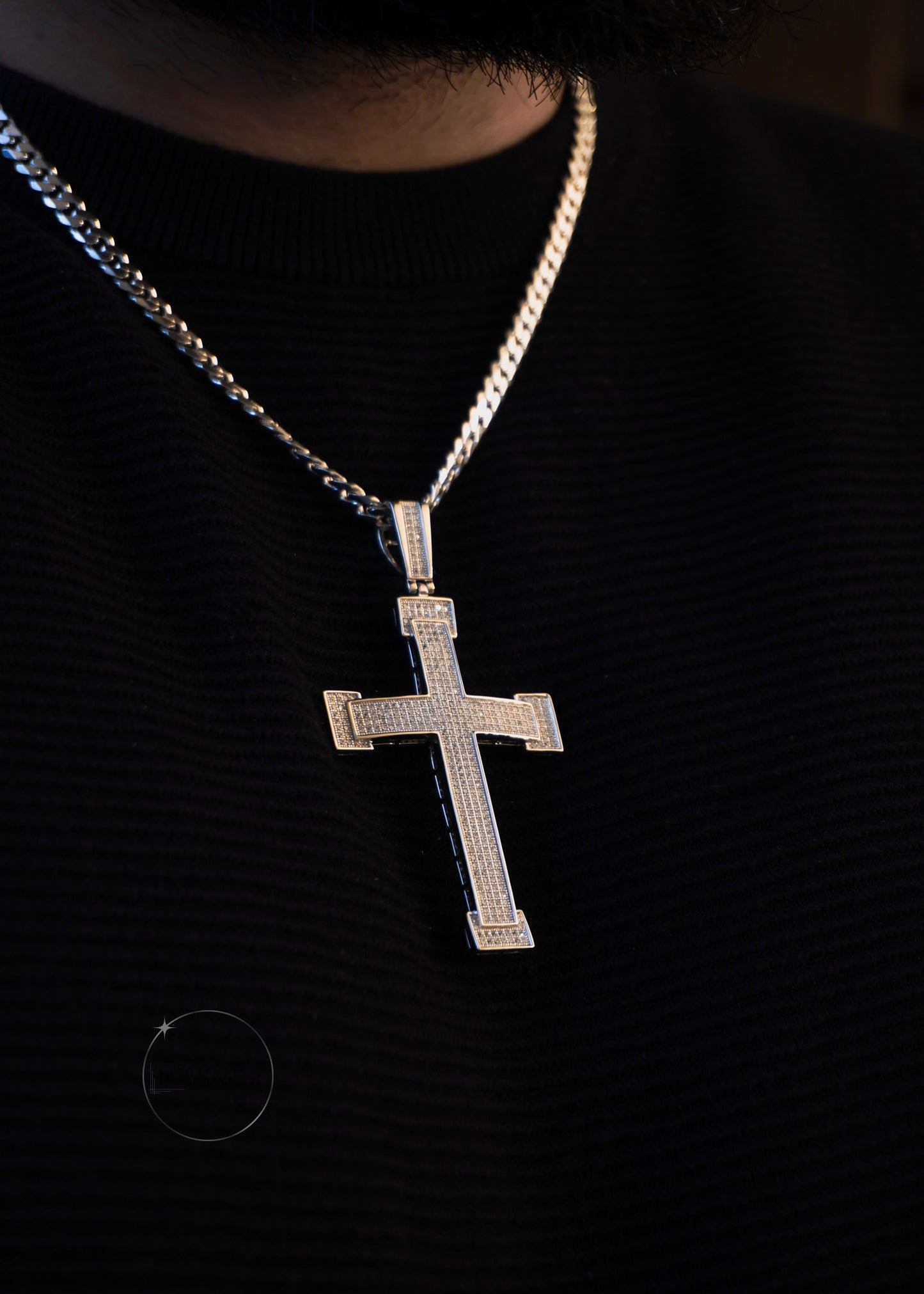 LARGE CROSS PENDANT