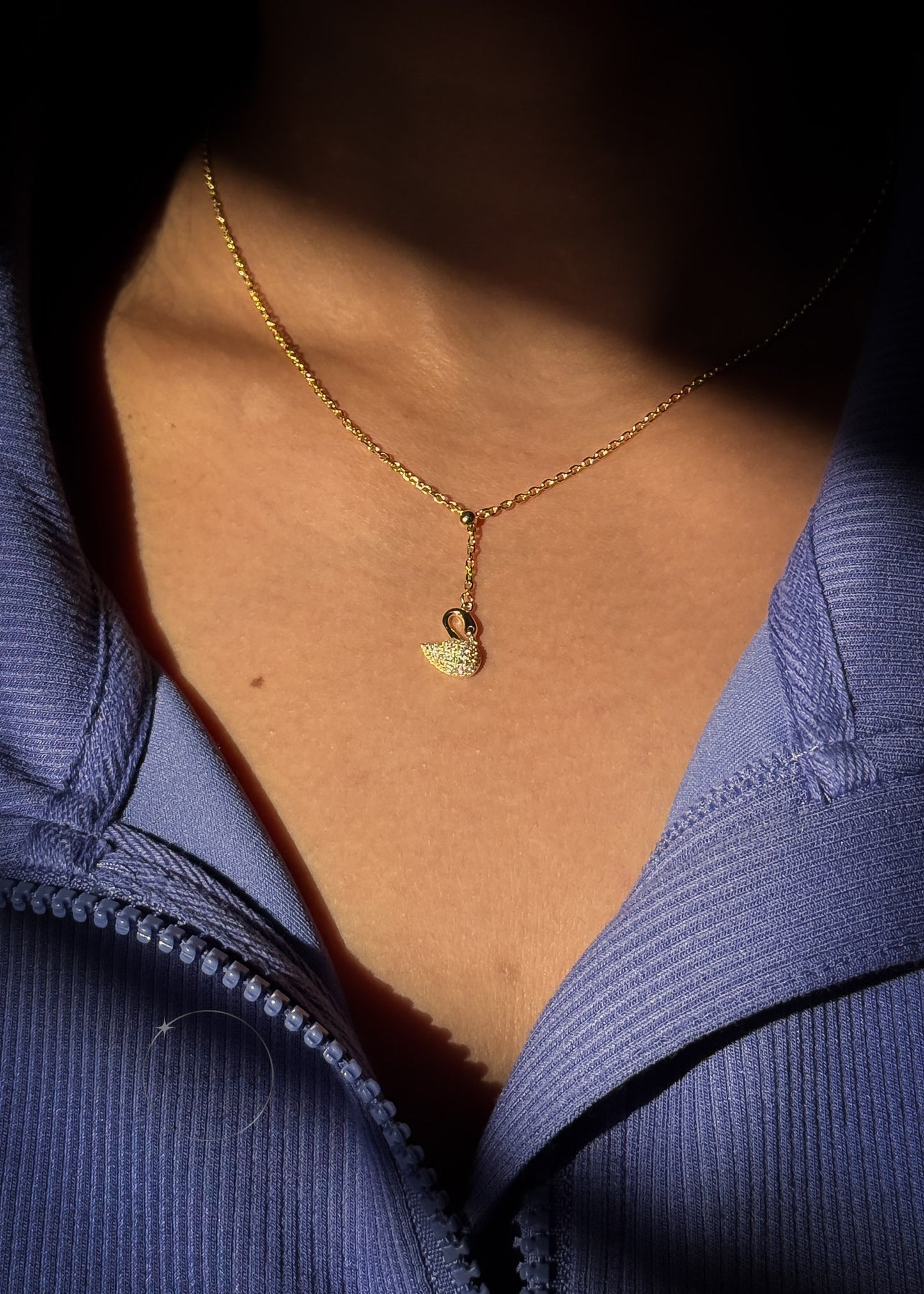 swan gold necklace