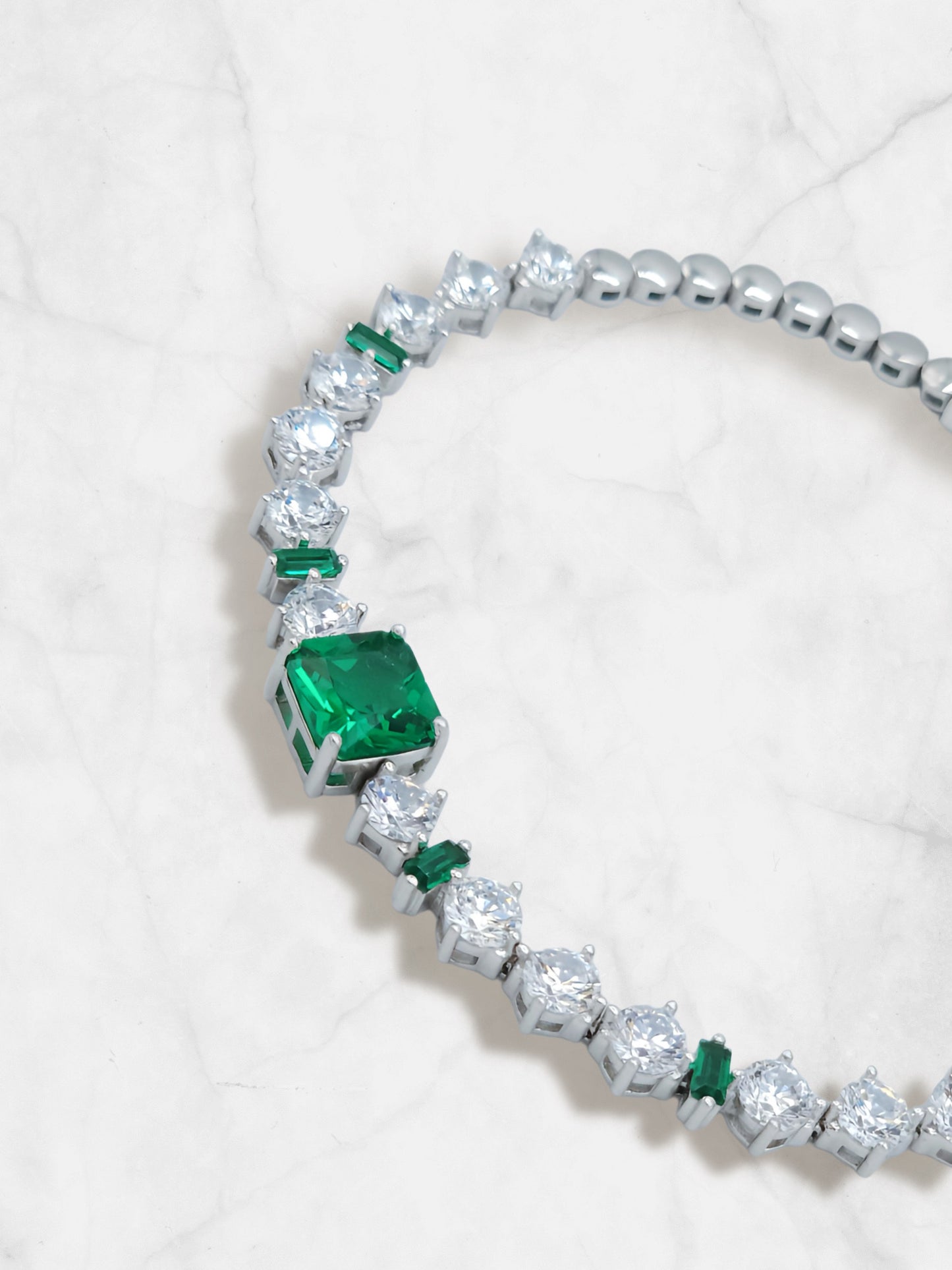 PRINCESS CUT EMERALD TENNIS BRACELET