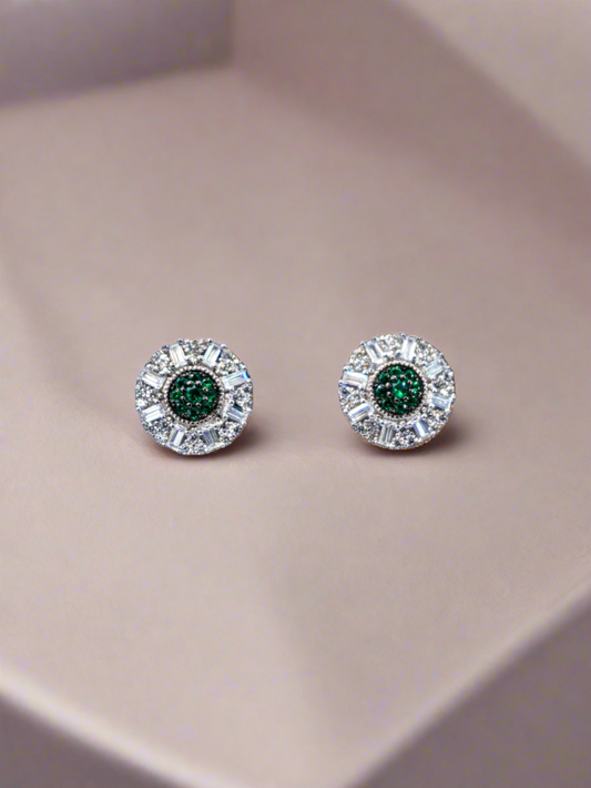 EMARALD VINTAGE-INSPIRED STUD EARRINGS