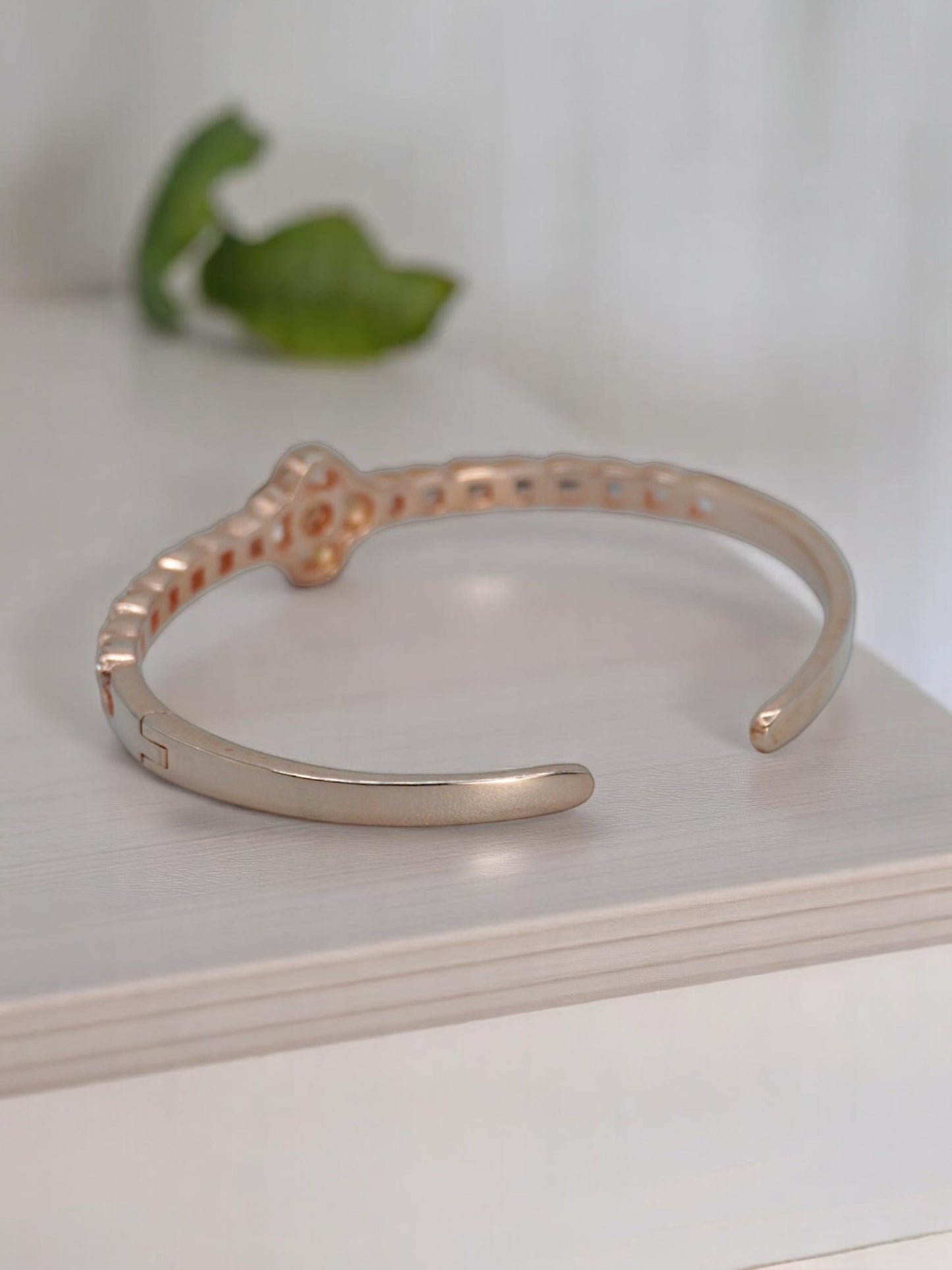 CLOVER CZ CUBAN CUFF BANGLE