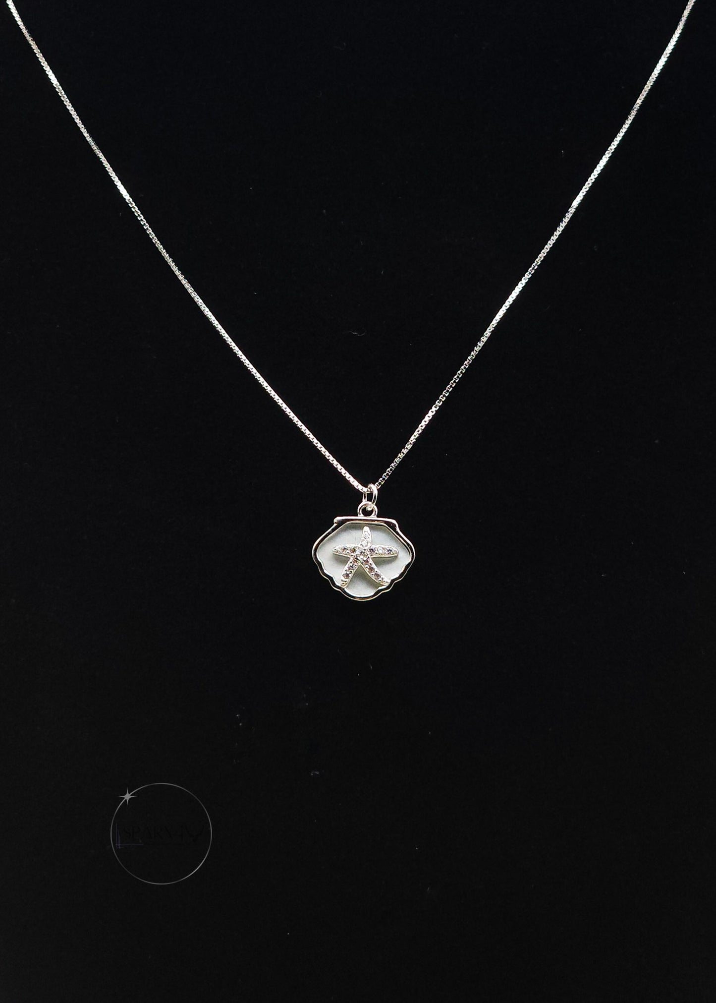 STARFISH MOTHER OF PEARLS NECKLACE