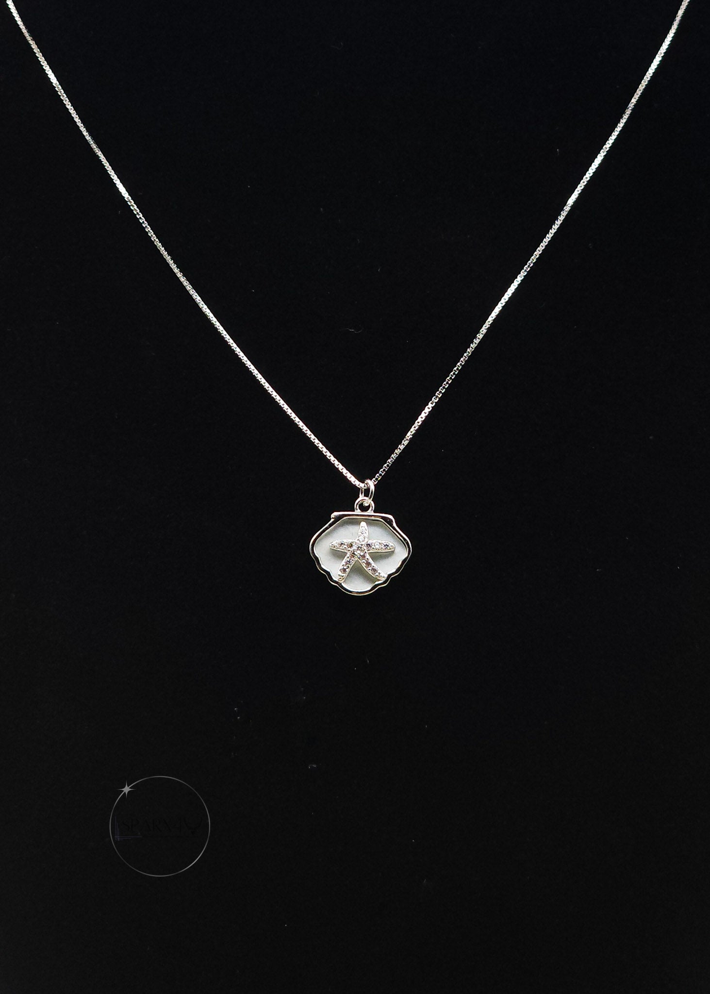 STARFISH MOTHER OF PEARLS NECKLACE
