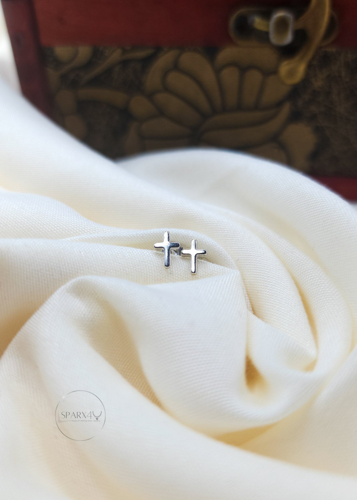 SILVER CROSS EARRING