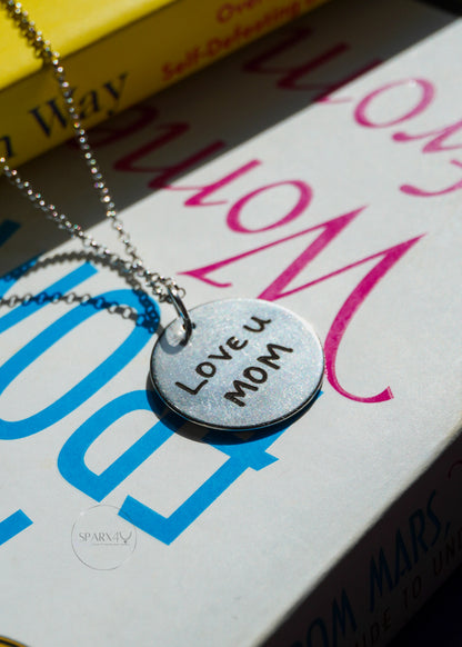 Love mom necklace