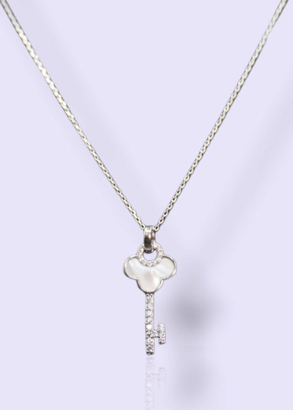 MOTHER PEARL KEY NECKLACE